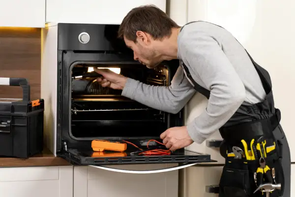 Stove Repair in Bayview Woods–Steeles