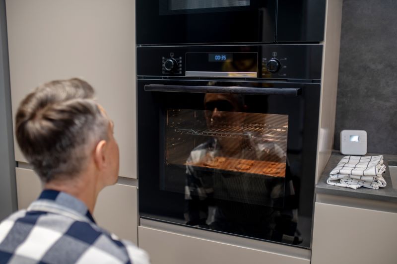 Oven Repair in Thornhill